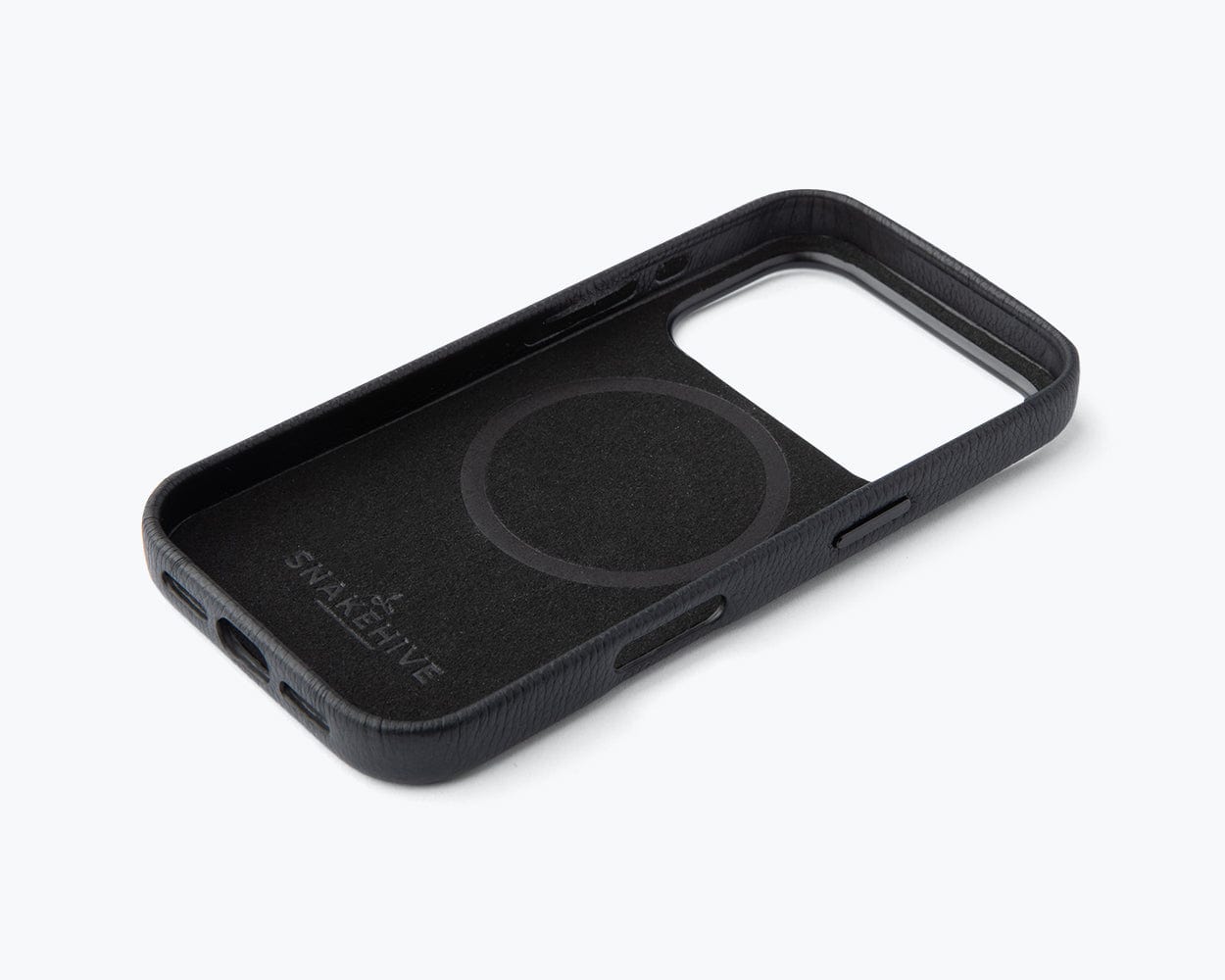 Apple iPhone 17 Pro - Metro Leather Bumper Phone Case