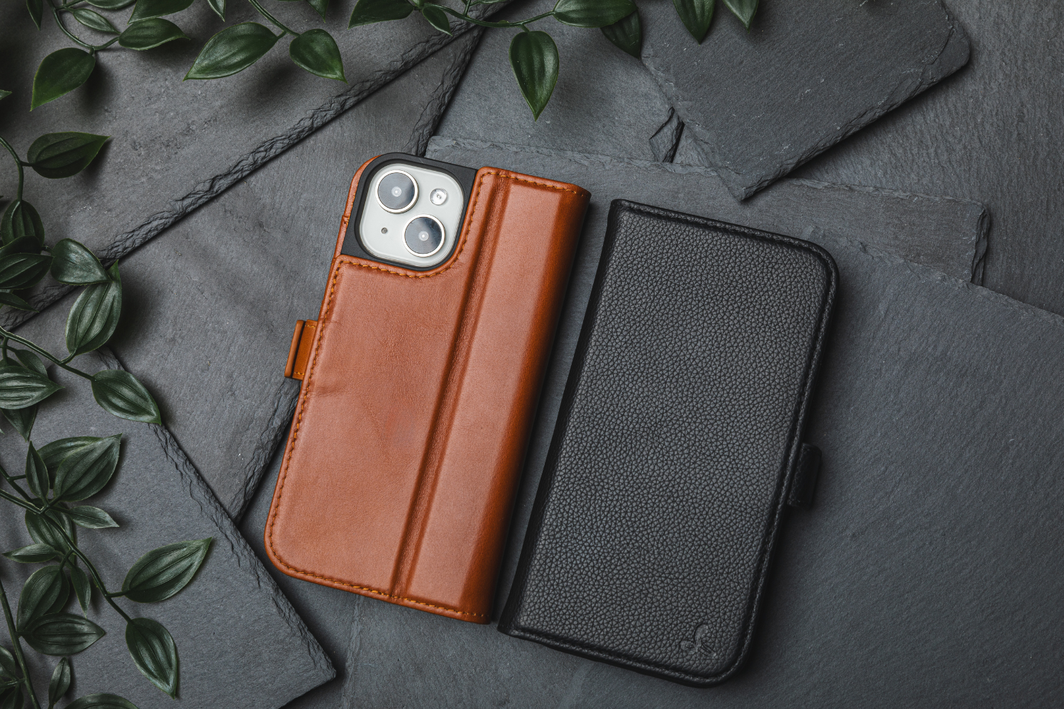 Apple iPhone 15 - Metro Leather Wallet Case