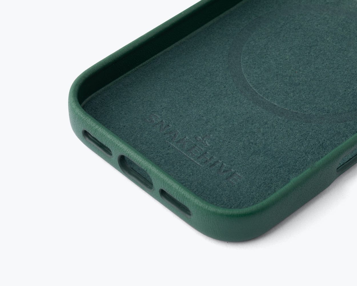 Apple iPhone 17 Pro  - Metro Leather Bumper Phone Case