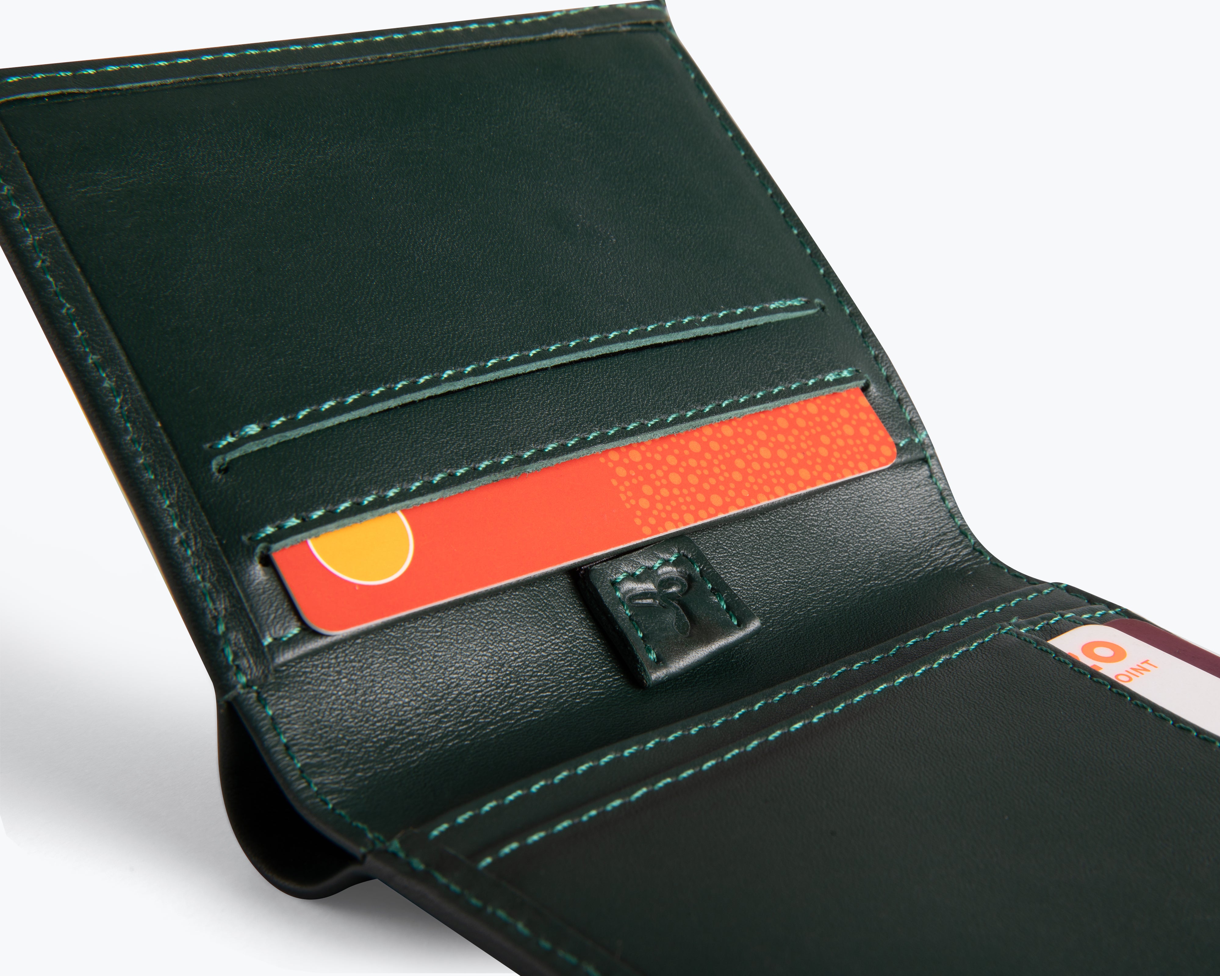 Metro Leather Bifold Wallet - Snakehive UK