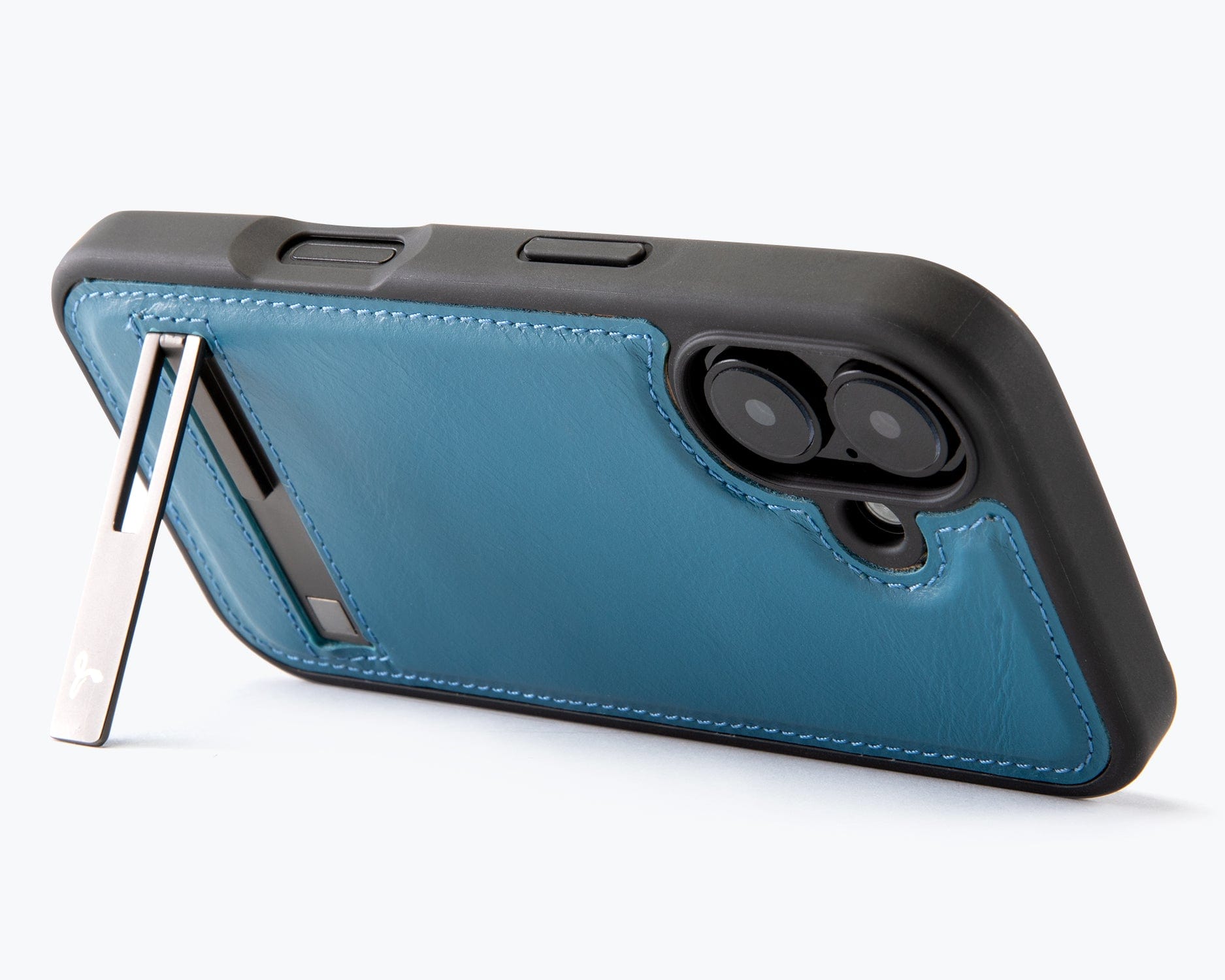 Apple Iphone 16 Metro Leather Case - Snakehive UK
